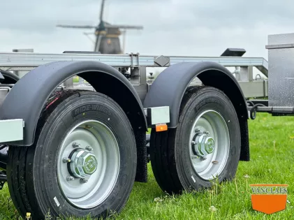 Configurator Luchtgeremde boottrailer oplegger