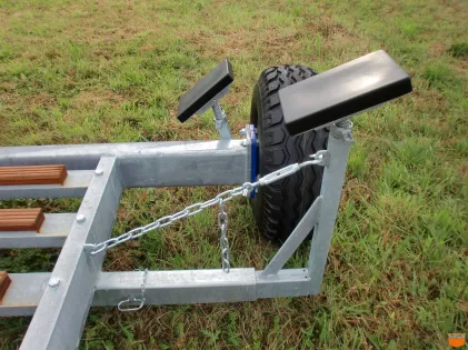 Motorboot Haventrailer 13,6 TON