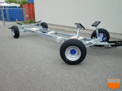 Motorboot Hafentrailer mit Auflaufbremse 6 TON
