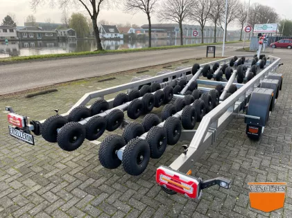 Axopar 37 Excelleron GYRO 7500 - 12m trommel geremd 3 as ongekeurd