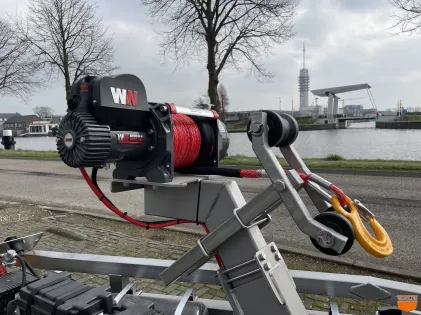Configurator Middenas aanhangwagen luchtgeremde boottrailer