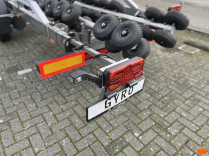 Configurator Middenas aanhangwagen luchtgeremde boottrailer