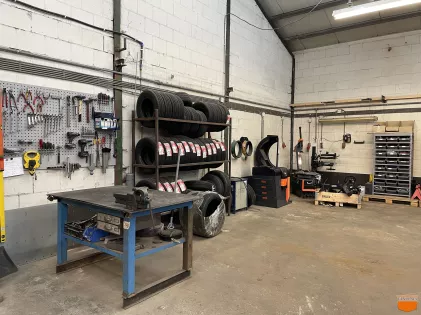 Maintenance service unbraked