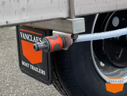 Stainless steel holder gardena connection flushing system